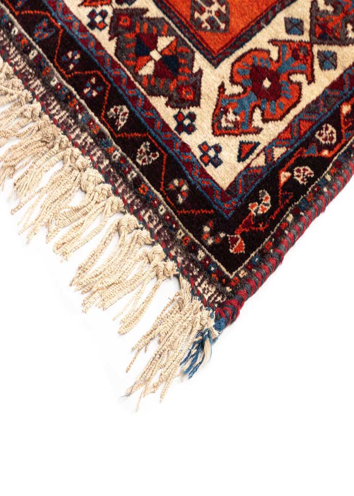 5' x 9' 1 Ghashghai Wool Rug