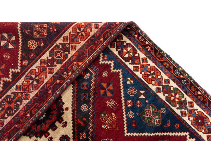 Detail image of 5' x 9' 1 Ghashghai Wool Rug