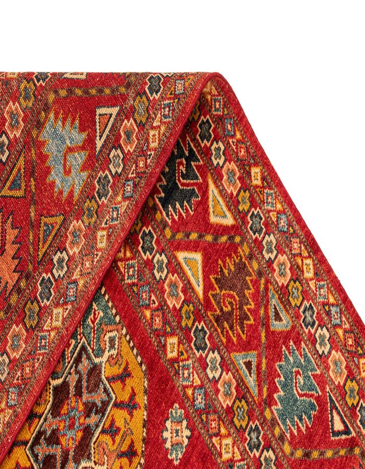 Detail image of 8' 6 x 9' 9 Ghazni Diyar Rug