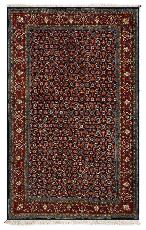 Detail image of 4' 6 x 7' 1 Ghiassabad Rug