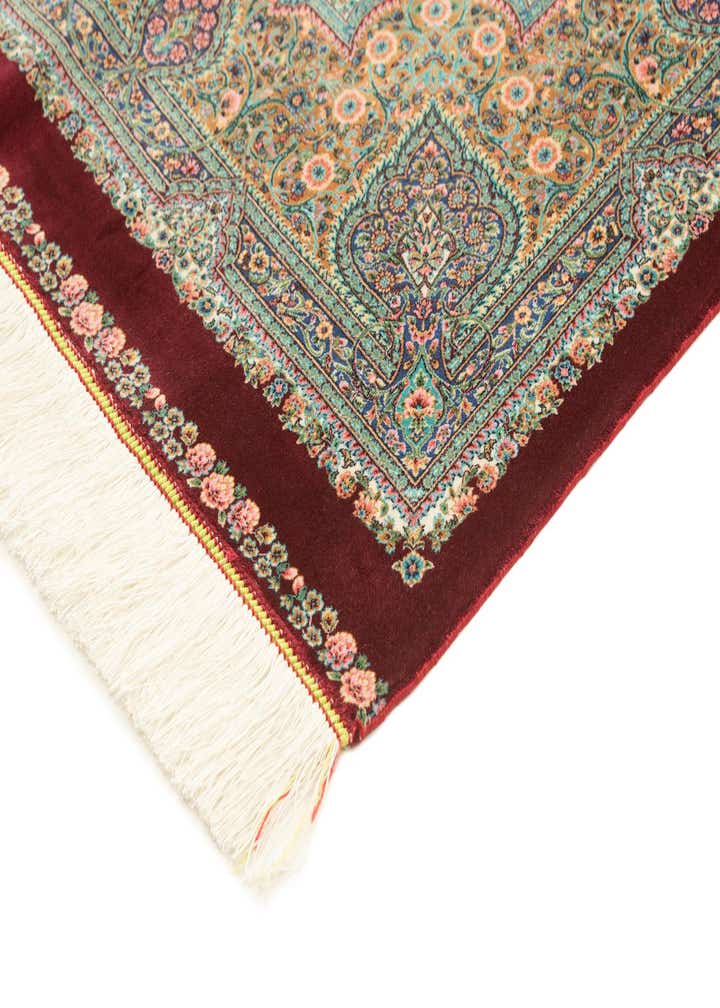 4' 9 x 7' 5 Ghom Design Rug