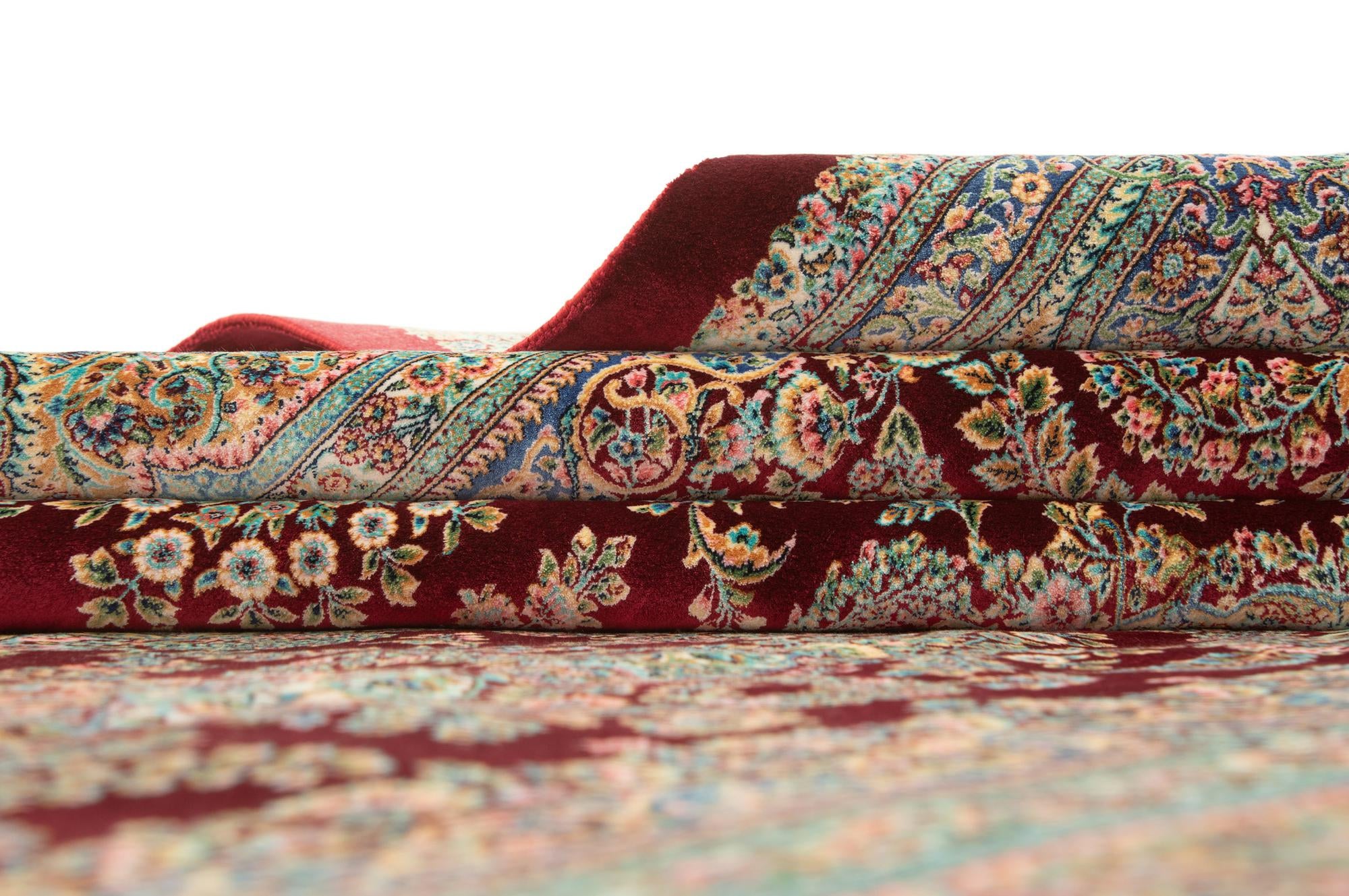 4' 9 x 7' 5 Ghom Design Rug
