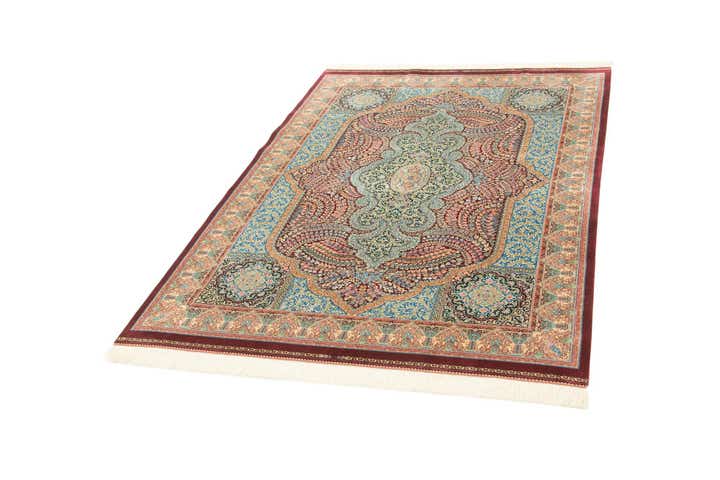 4' 4 x 6' 4 Ghom Design Rug