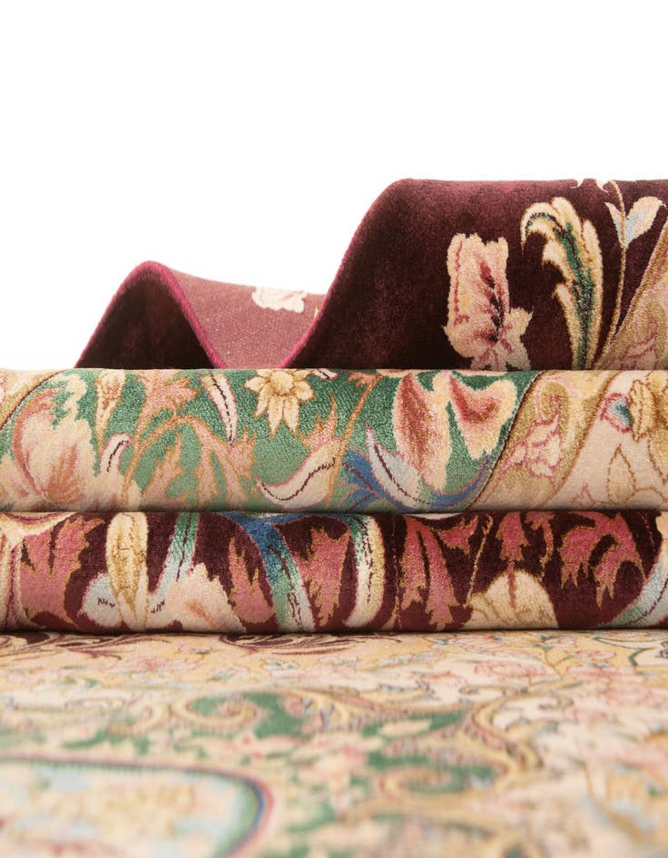 Detail image of 5' 8 x 8' 11 Ghom Design Rug