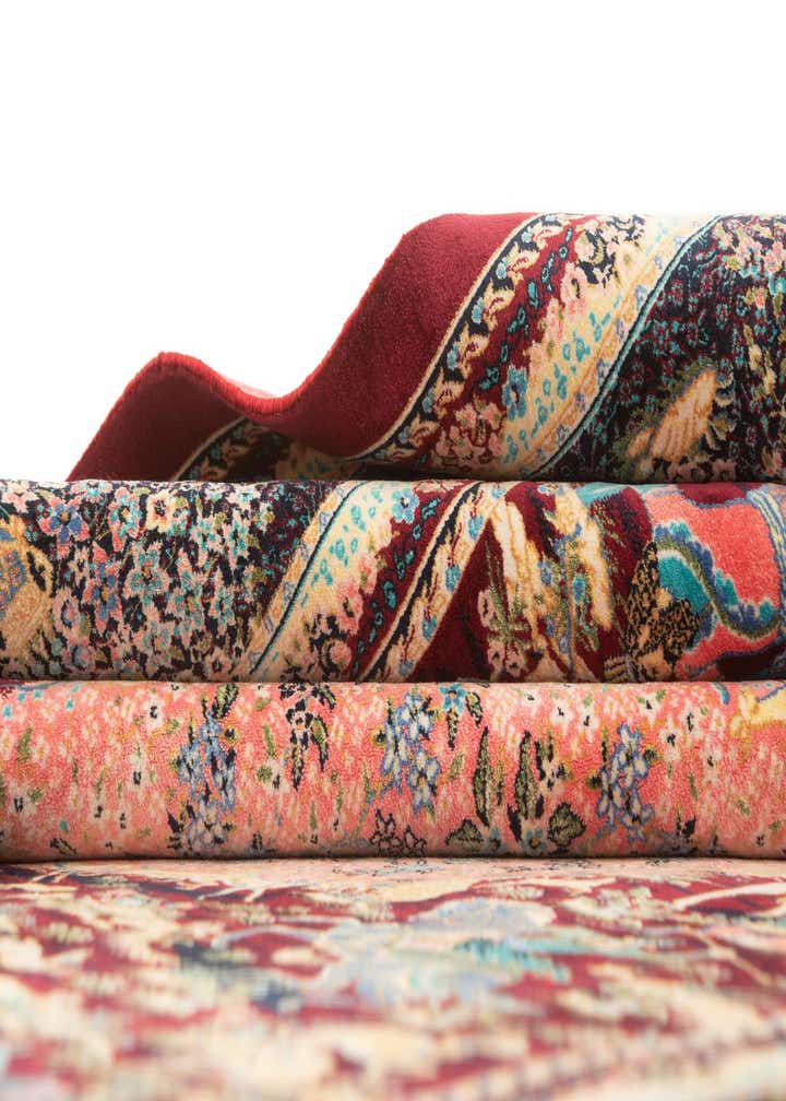 4' 4 x 6' 4 Ghom Design Rug