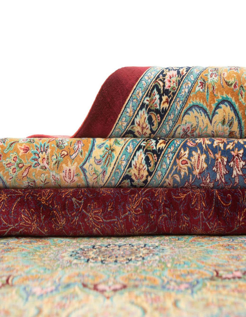 6' 6 x 9' 8 Ghom Design Rug