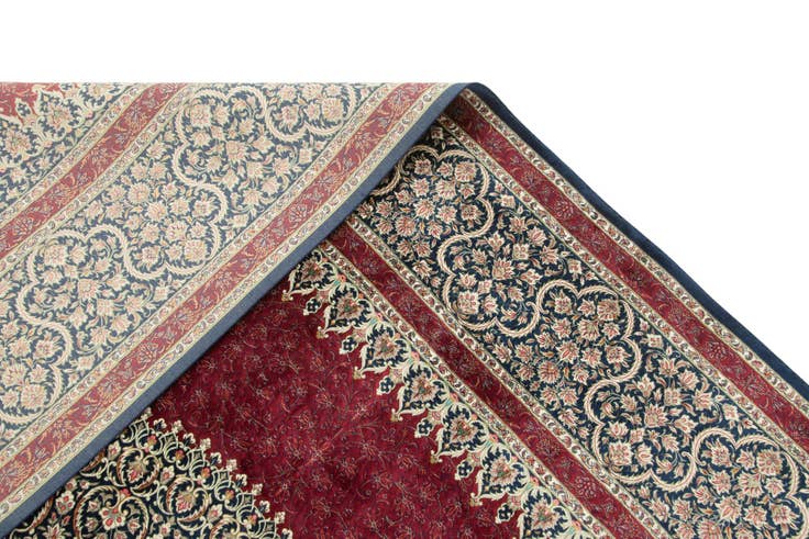 Detail image of 6' 5 x 9' 11 Ghom Design Rug