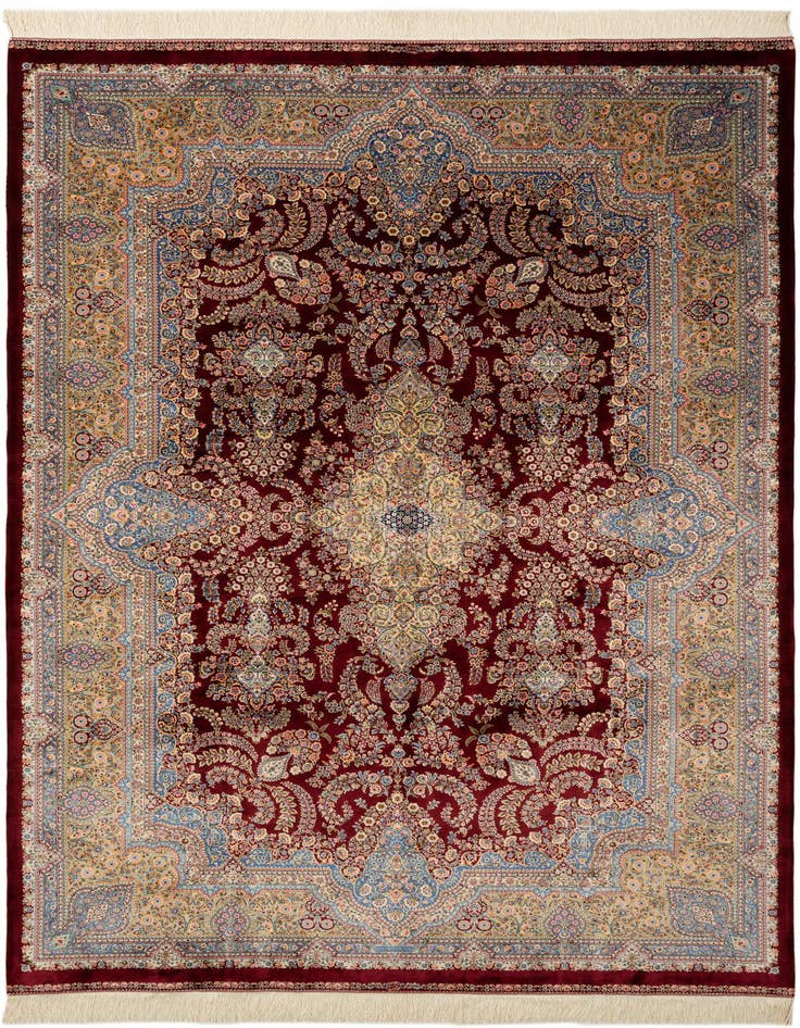 Detail image of 6' 6 x 9' 8 Ghom Design Rug