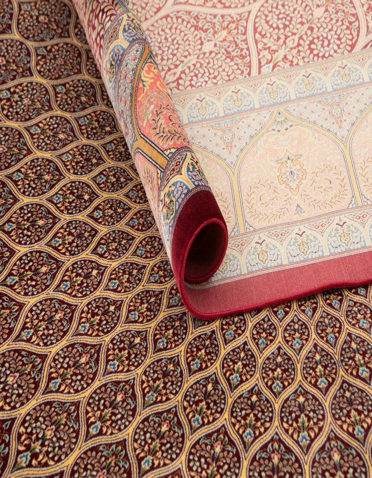 Detail image of 6' 6 x 9' 8 Ghom Design Rug