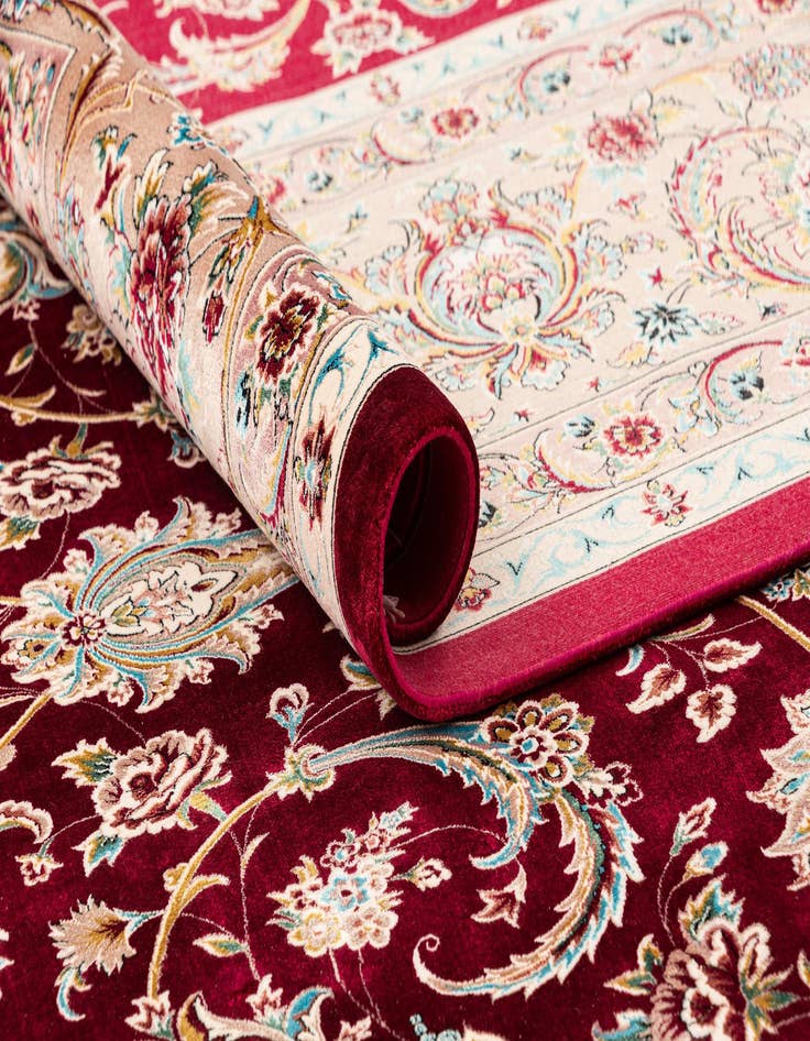 Detail image of 8' 2 x 11' 6 Ghom Design Rug