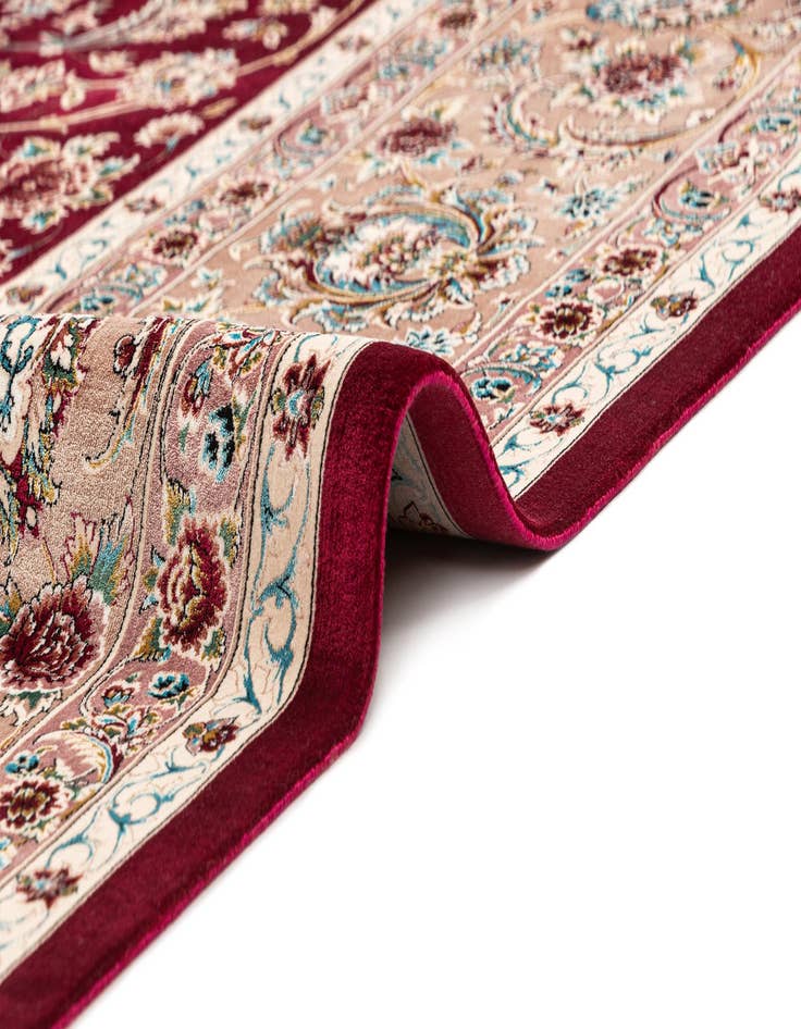 Detail image of 8' 2 x 11' 6 Ghom Design Rug