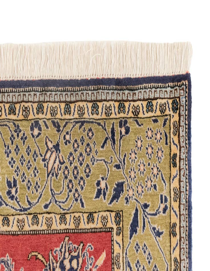 Detail image of 4' 6 x 6' 11 Ghom Rug