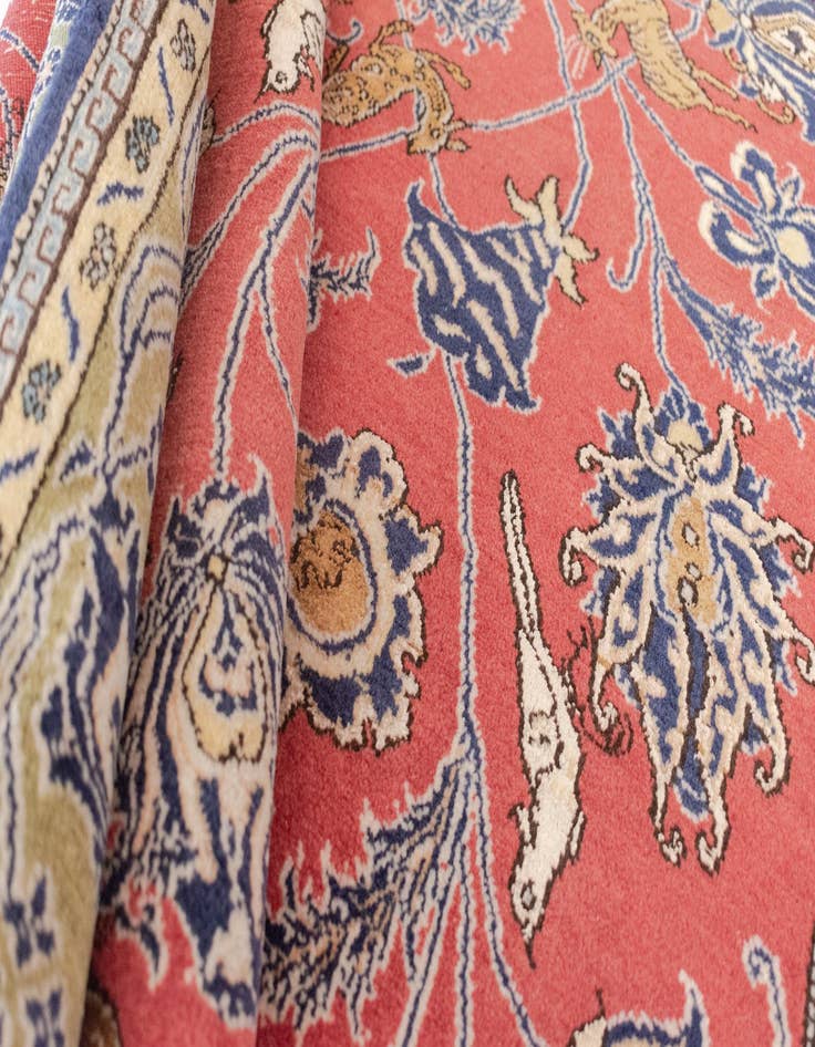 Detail image of 4' 6 x 6' 11 Ghom Rug