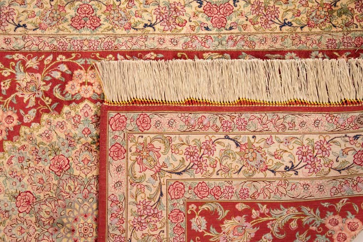 Detail image of 3' 3 x 4' 11 Ghom Silk Rug