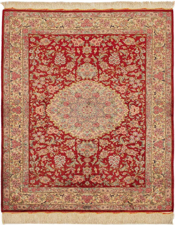Detail image of 3' 3 x 4' 11 Ghom Silk Rug