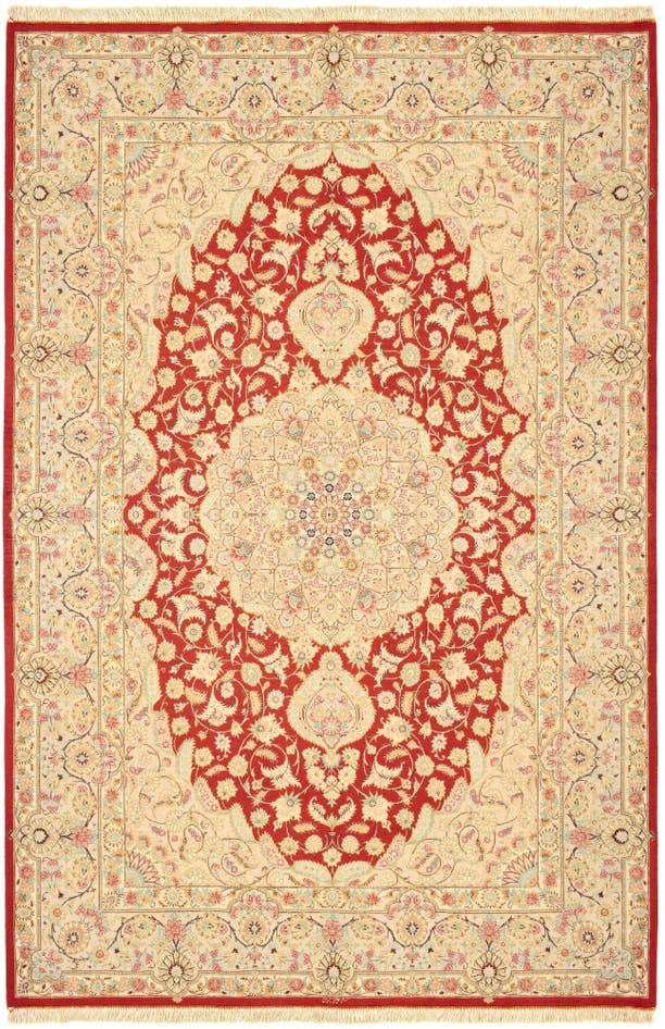 Detail image of 4' 4 x 6' 4 Ghom Silk Rug