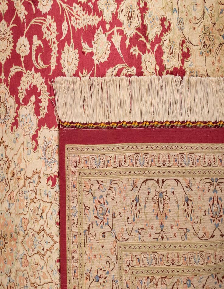 Detail image of 5' 1 x 7' 9 Ghom Silk Rug