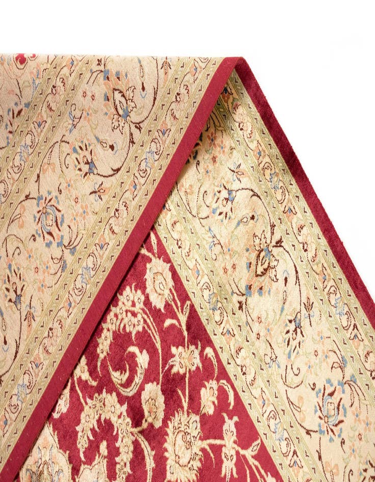 Detail image of 5' 1 x 7' 9 Ghom Silk Rug