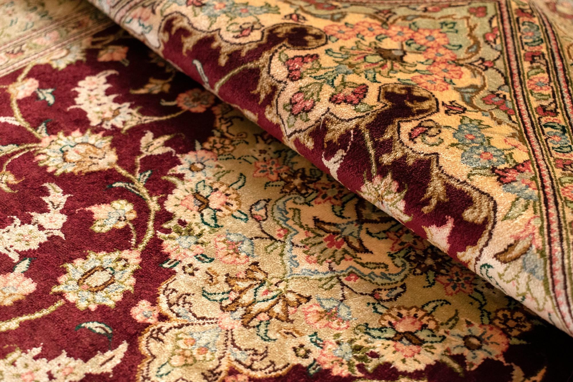 2' 8 x 4' Ghom Silk Rug