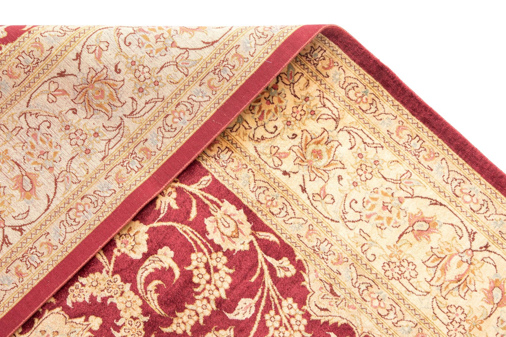 4' 4 x 6' 5 Ghom Silk Rug