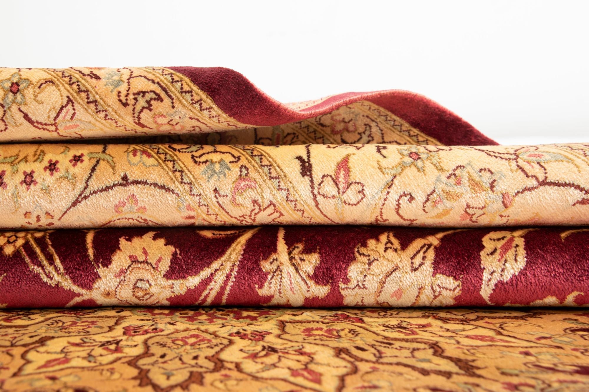 4' 4 x 6' 5 Ghom Silk Rug