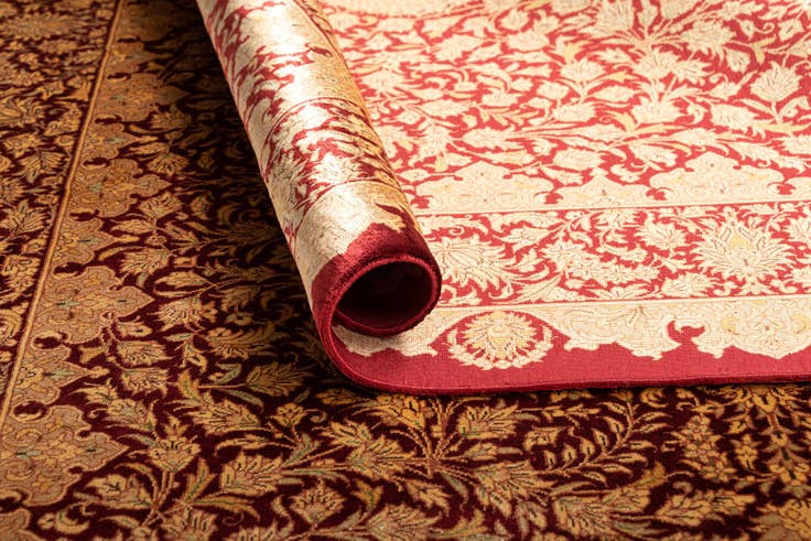 Detail image of 100cm x 150cm Ghom Silk Rug