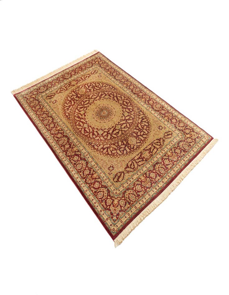 Detail image of 4' 4 x 6' 7 Ghom Silk Rug