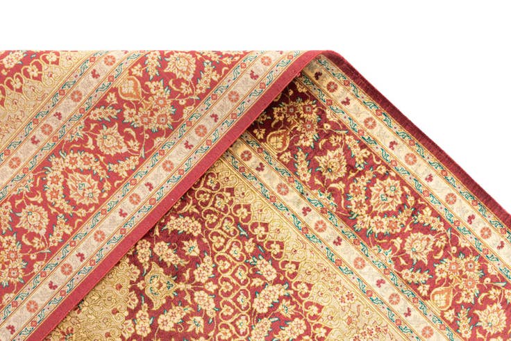Detail image of 4' 4 x 6' 7 Ghom Silk Rug