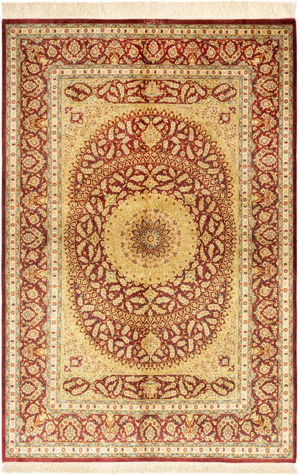 Detail image of 4' 4 x 6' 7 Ghom Silk Rug