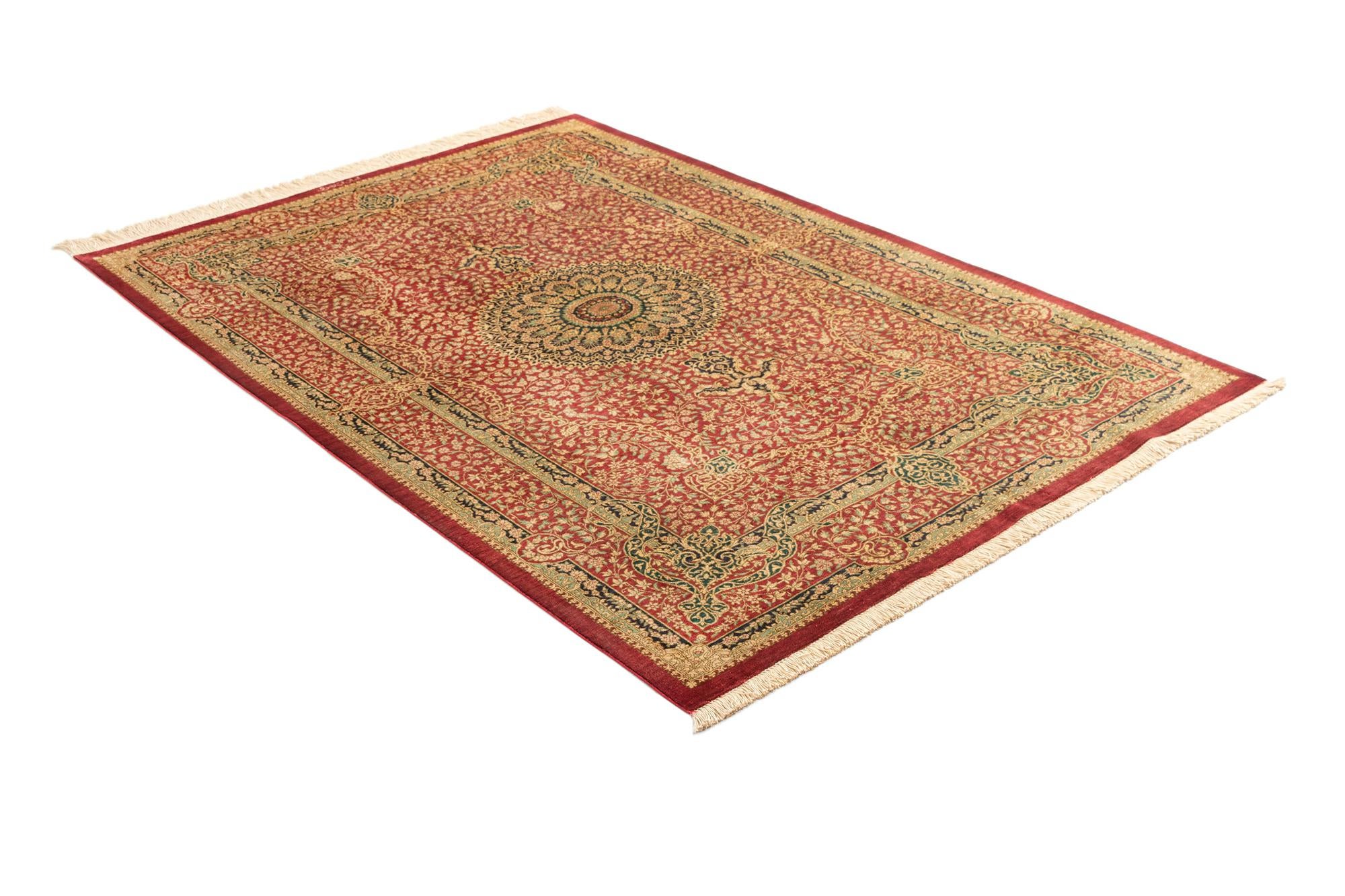 4' 4 x 6' 6 Ghom Silk Rug