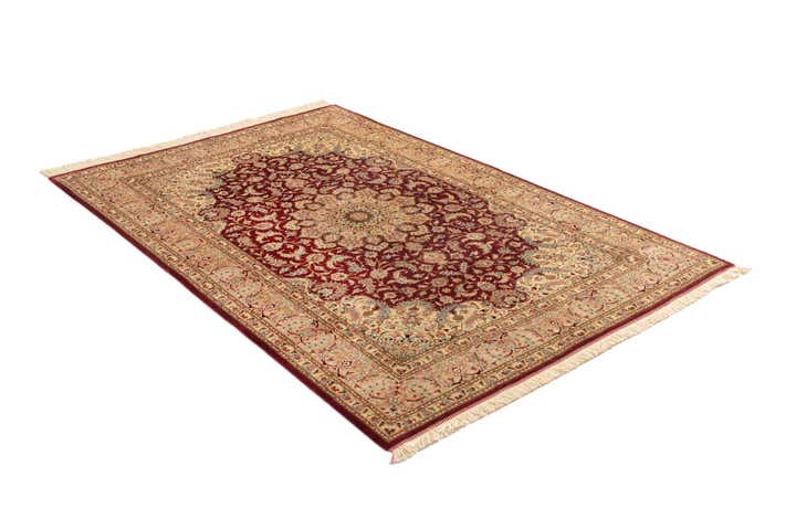 4' 4 x 6' 8 Ghom Silk Rug