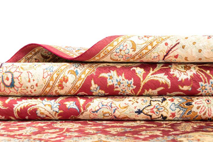 4' 4 x 6' 8 Ghom Silk Rug