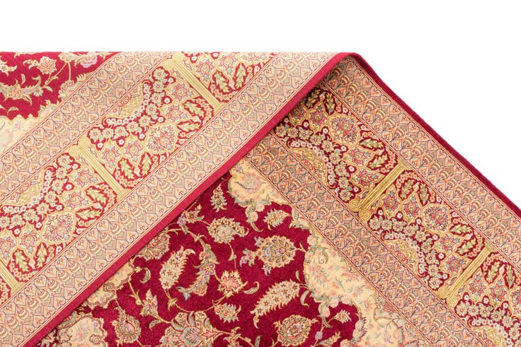 Detail image of 6' 5 x 9' 8 Ghom Silk Rug