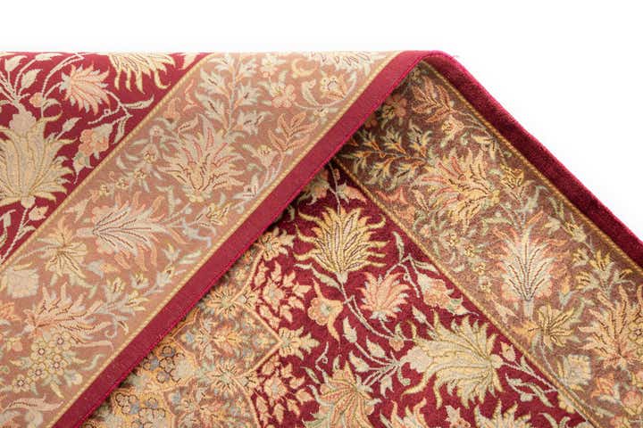2' 7 x 4' 2 Ghom Silk Rug