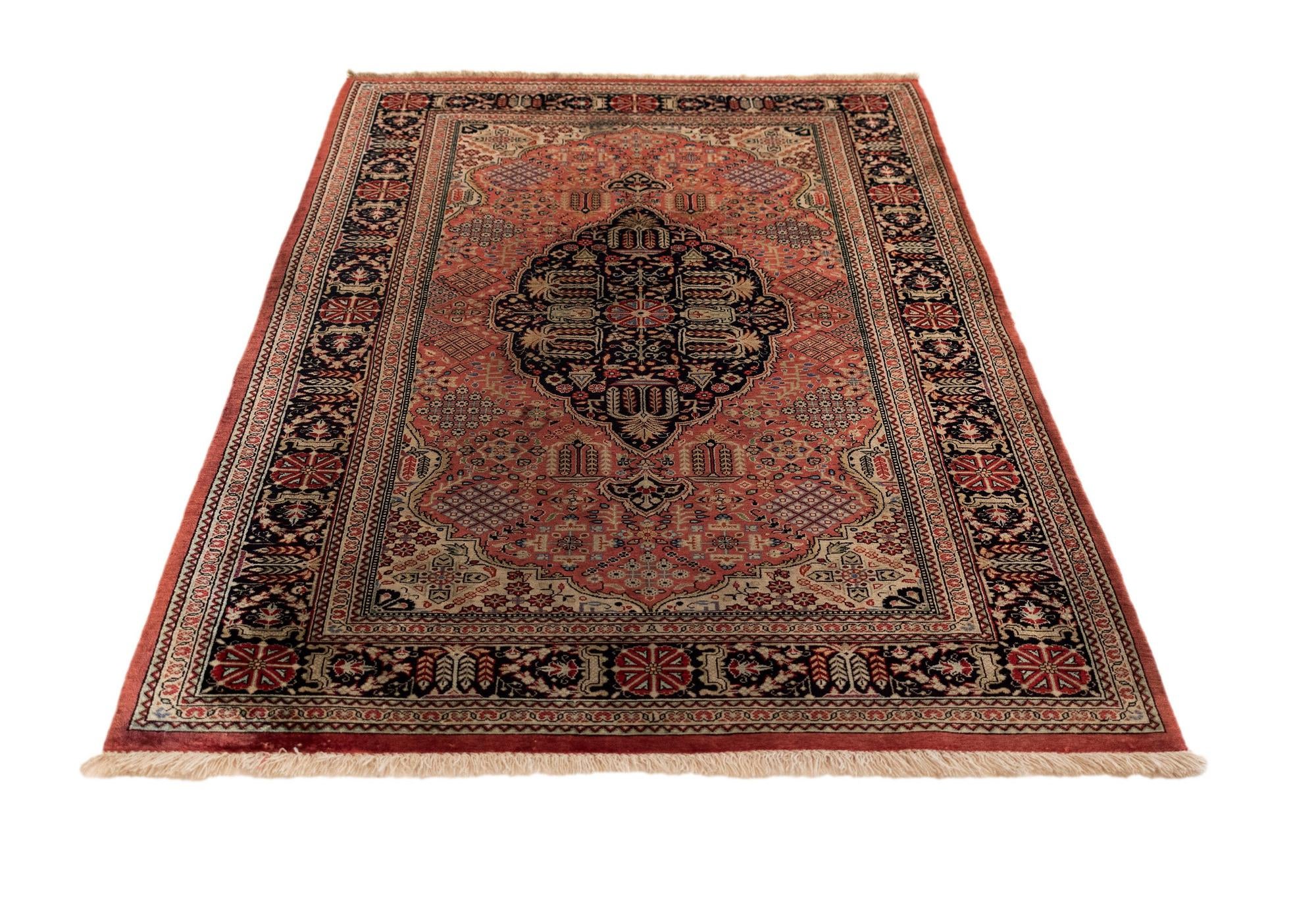 2' 7 x 3' 10 Ghom Silk Rug