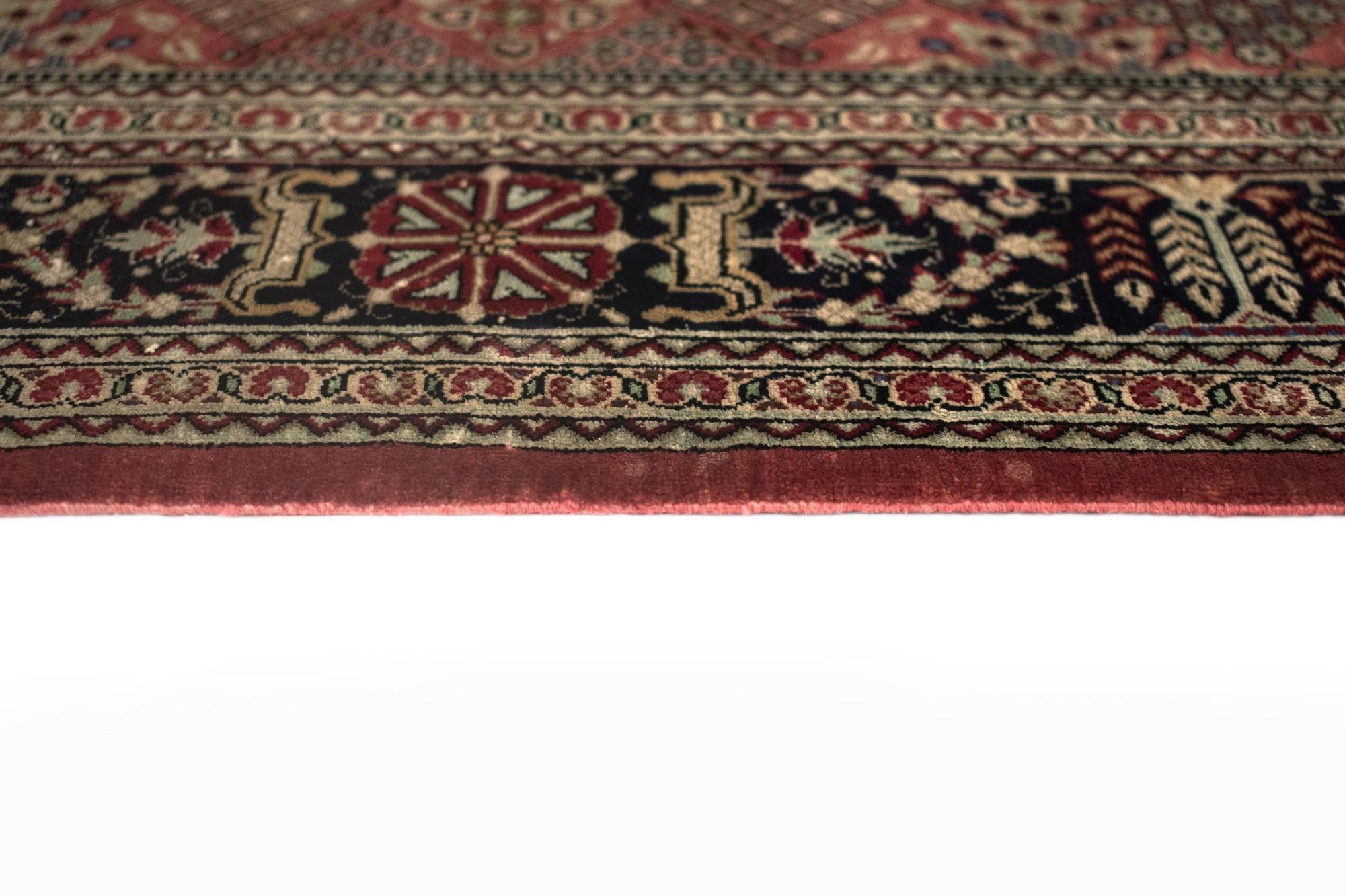 2' 7 x 3' 10 Ghom Silk Rug