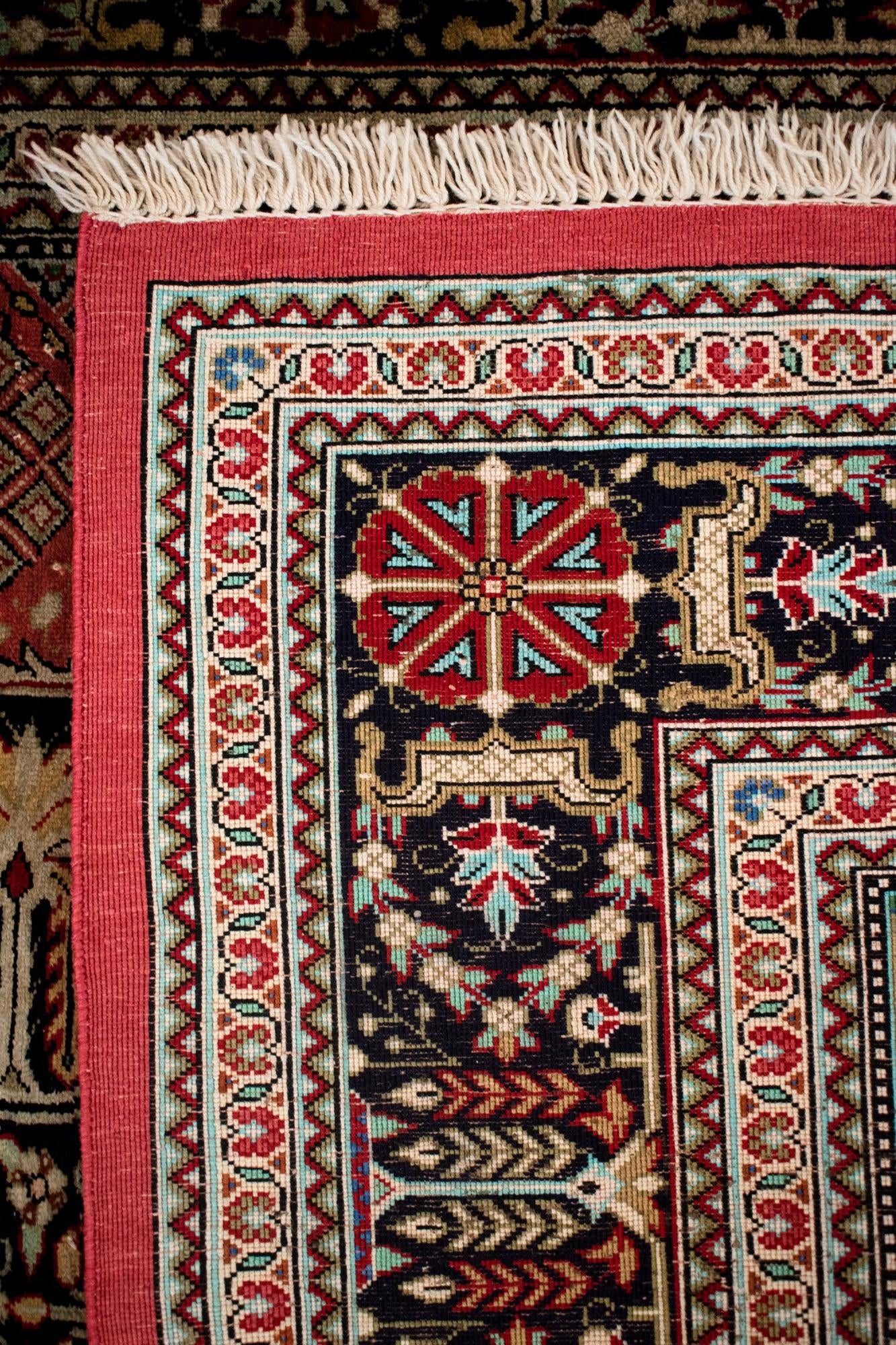 2' 7 x 3' 10 Ghom Silk Rug