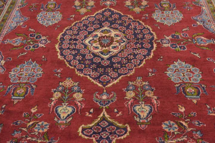 7' x 10' 10 Hand Knotted Golpayegan Persian Wool Rug