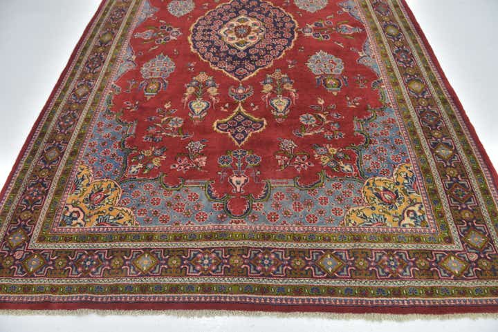7' x 10' 10 Hand Knotted Golpayegan Persian Wool Rug