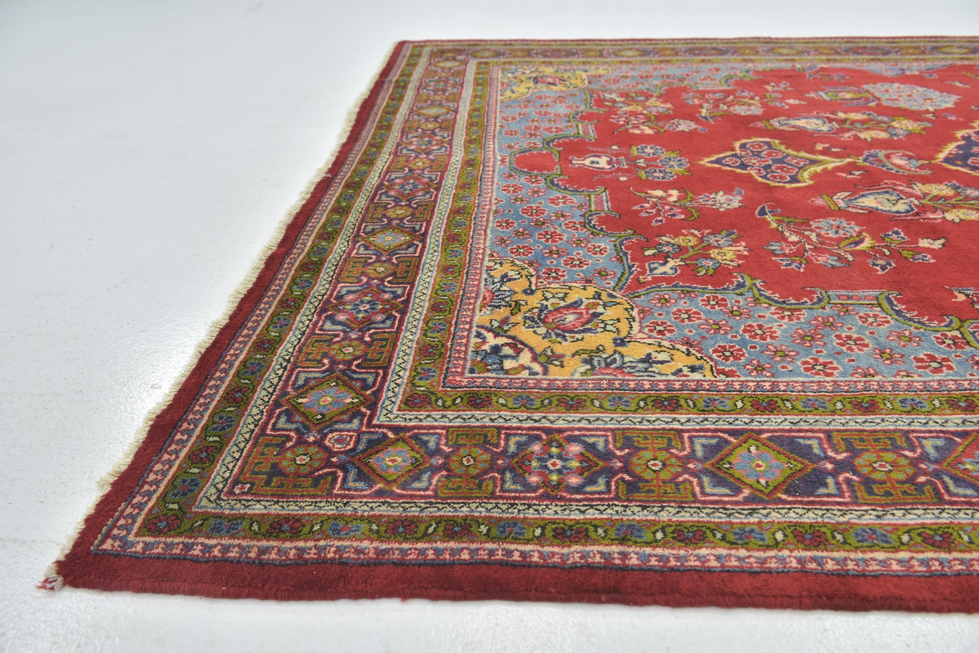7' x 10' 10 Hand Knotted Golpayegan Persian Wool Rug