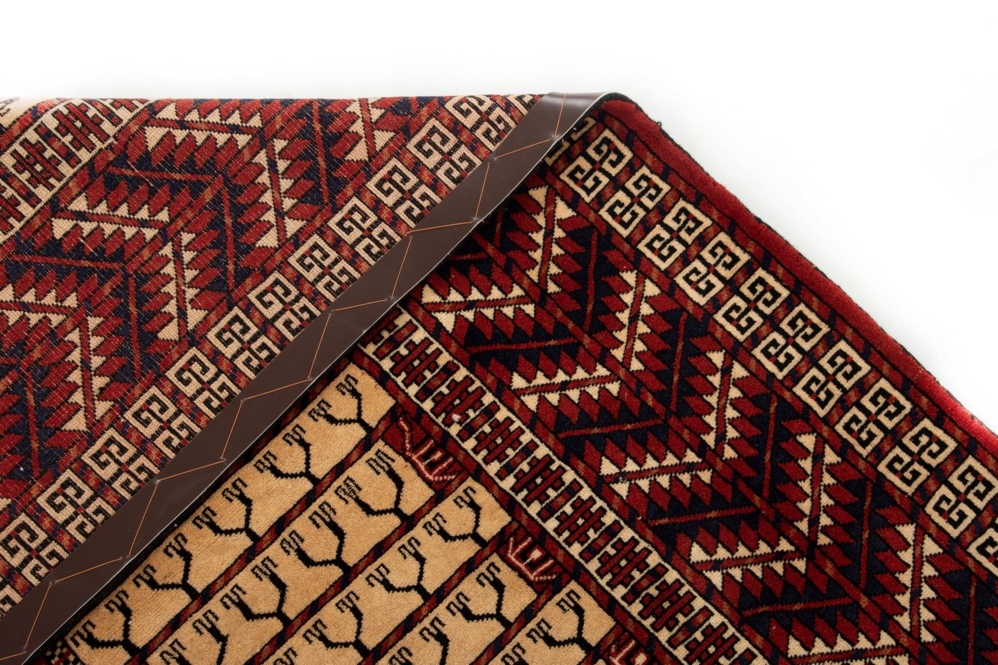4' 5 x 6' 1 Hand Knotted Hacilou Wool Rug