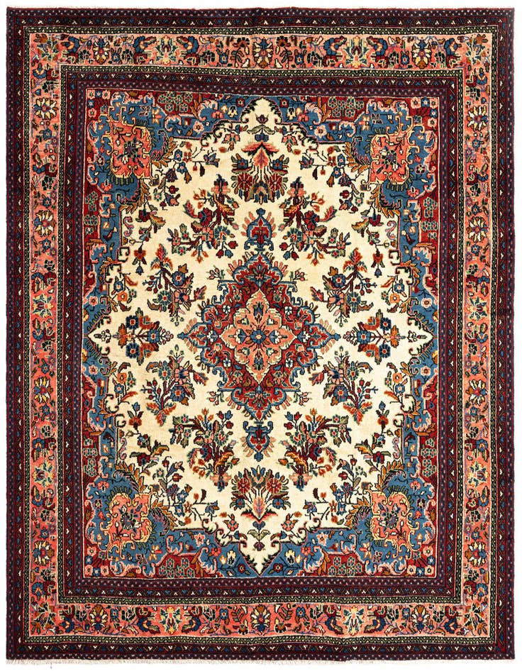 Detail image of 7' 8 x 9' 9 Hamedan Wool Rug