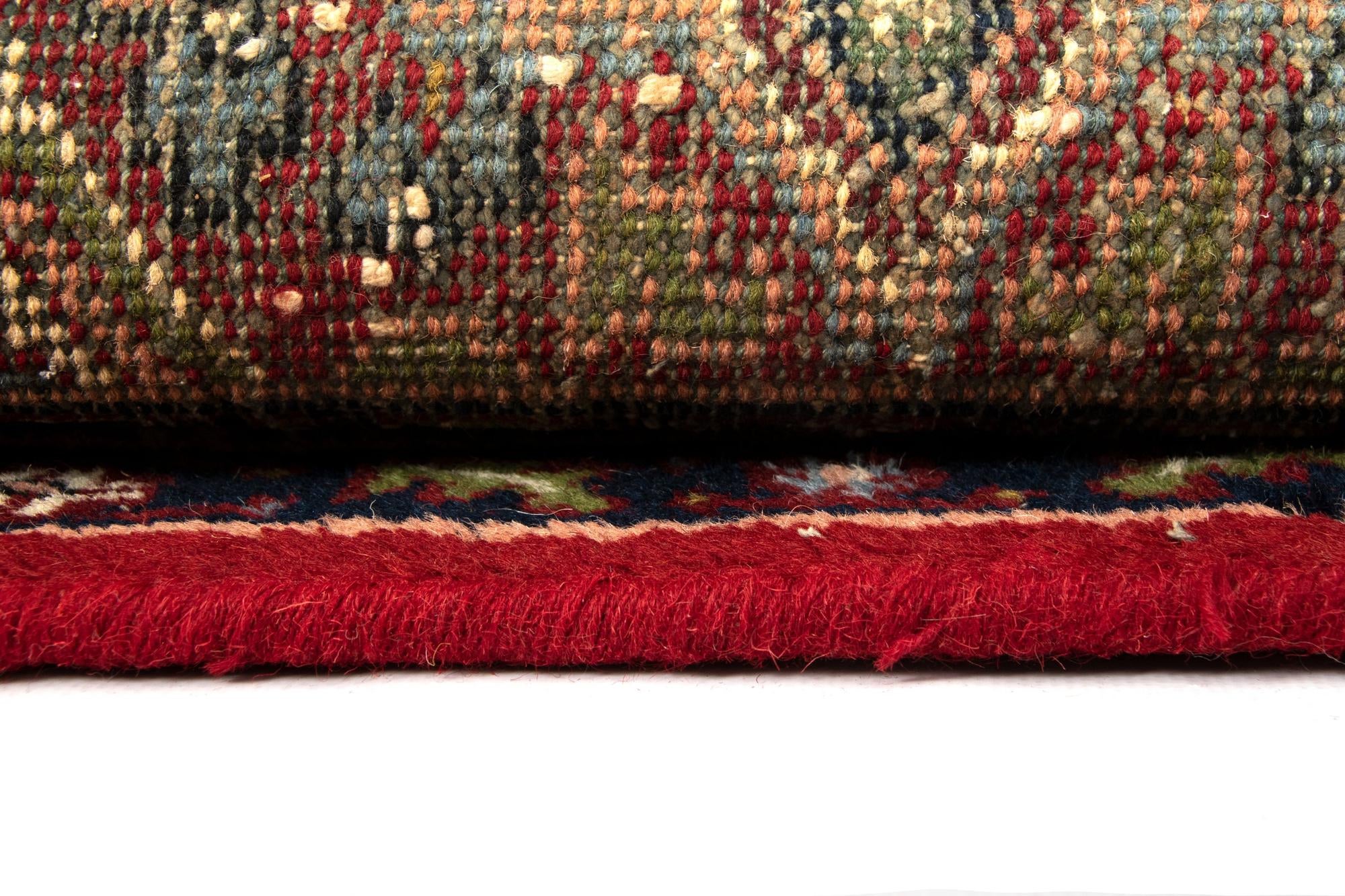 1' 4 x 2' Hamedan Wool Rug