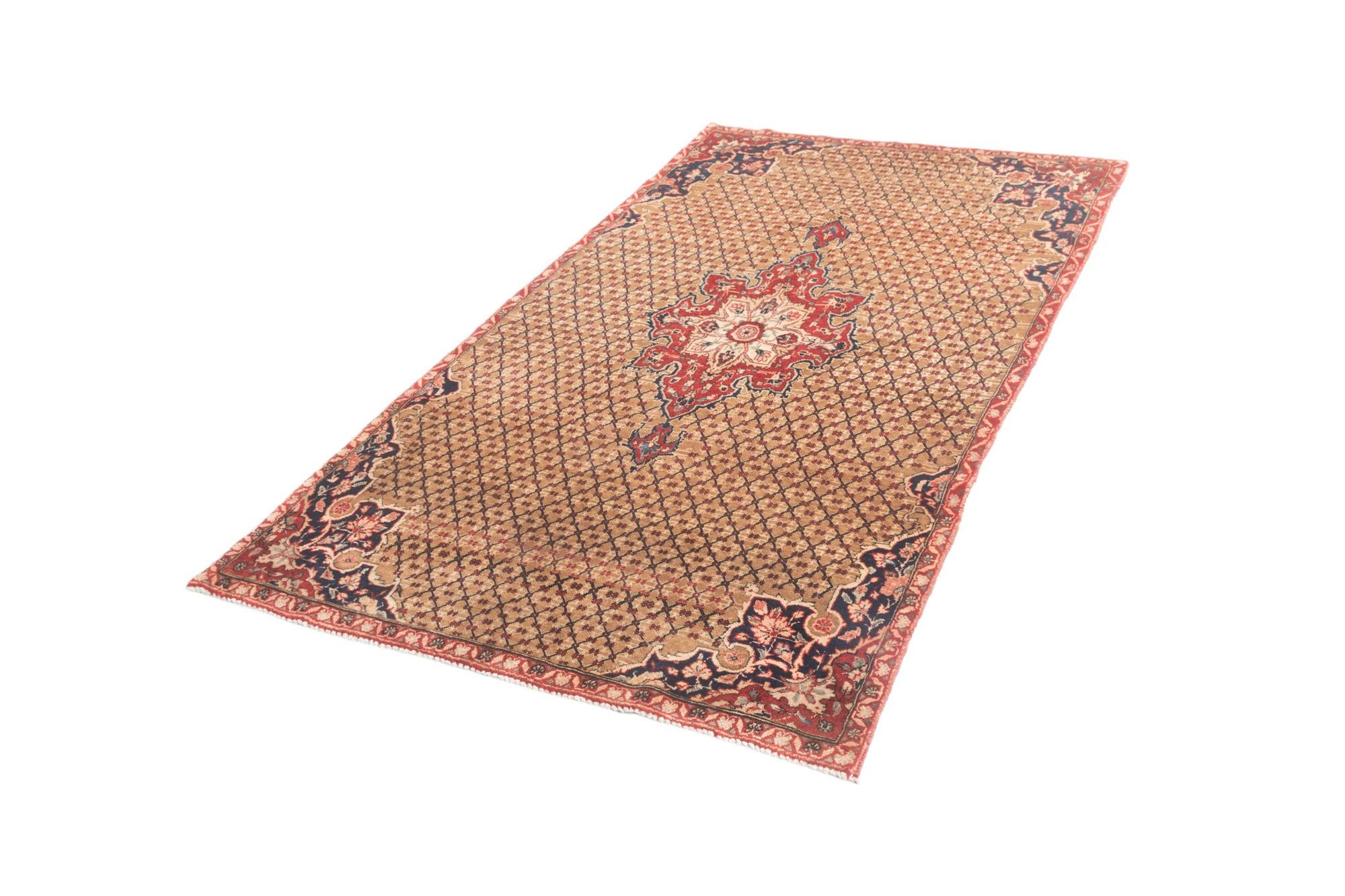 4' 1 x 7' 10 Hamedan Rug