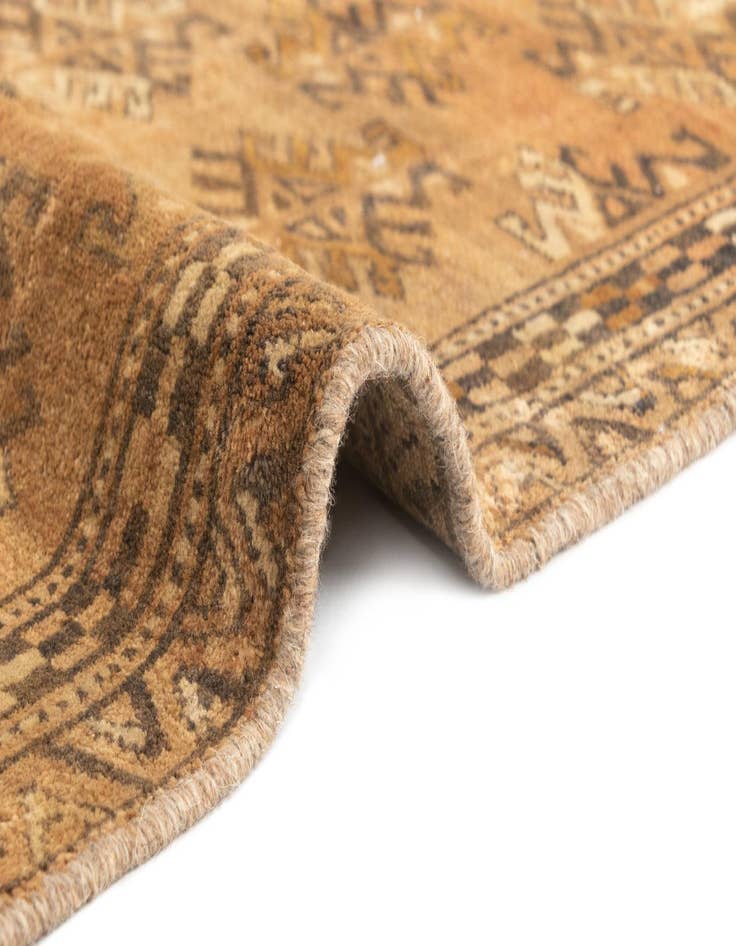 Detail image of 3' 4 x 5' Hamedan Rug