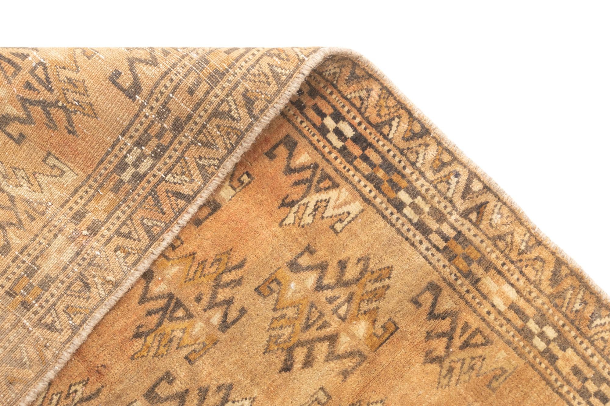 3' 4 x 5' Hamedan Rug