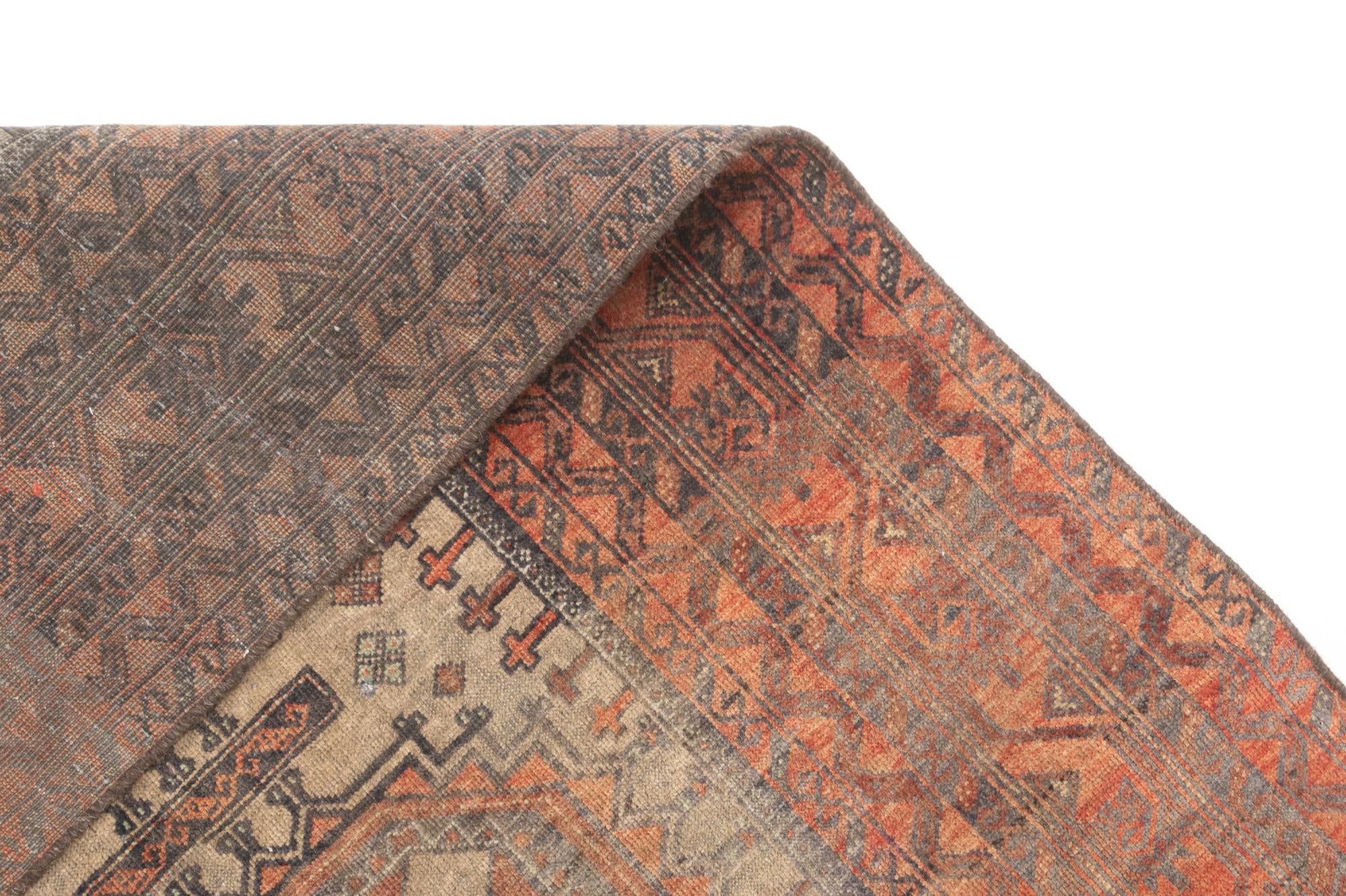 4' x 7' 4 Hamedan Rug