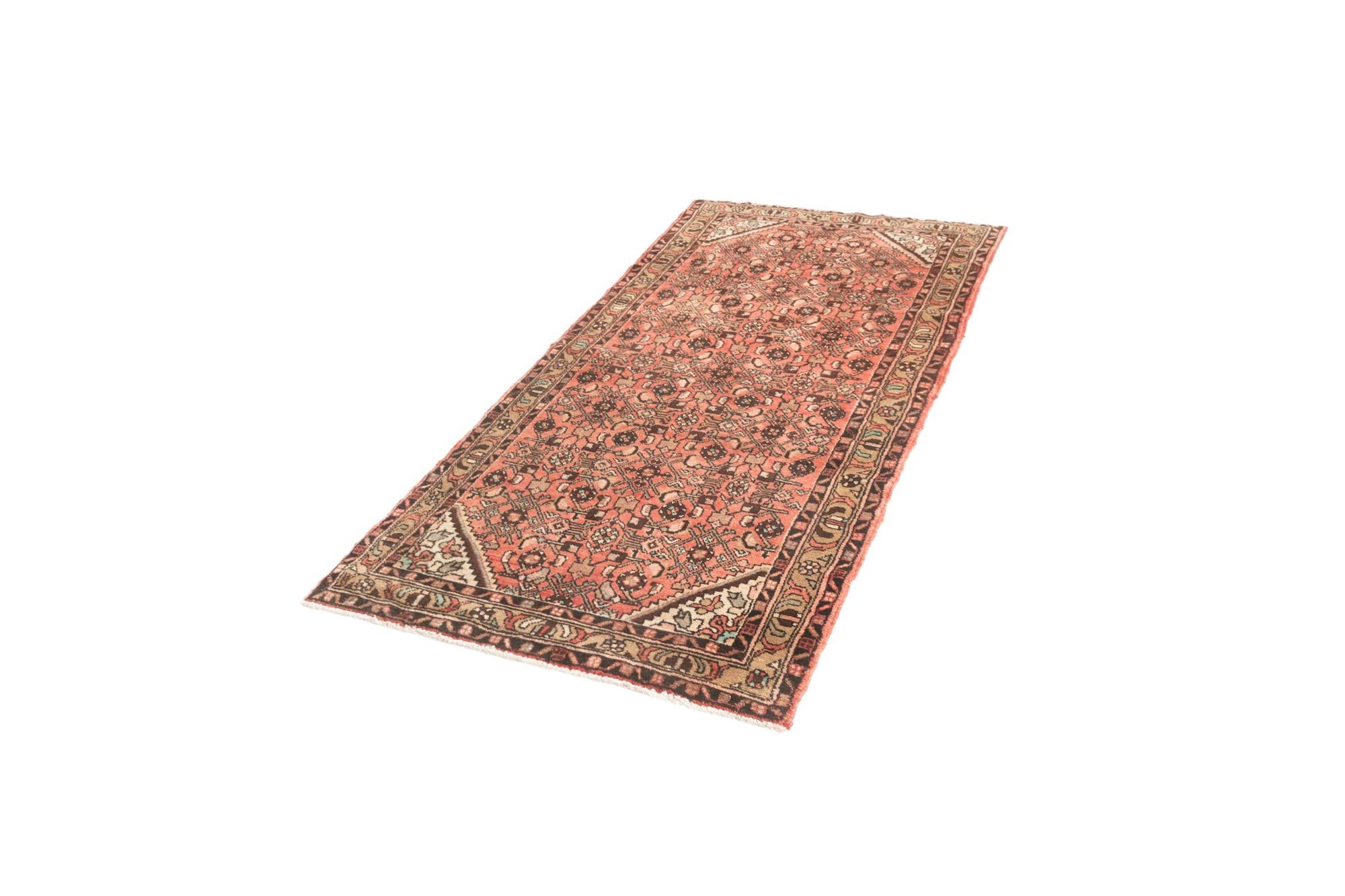 3' 8 x 7' 4 Hamedan Rug