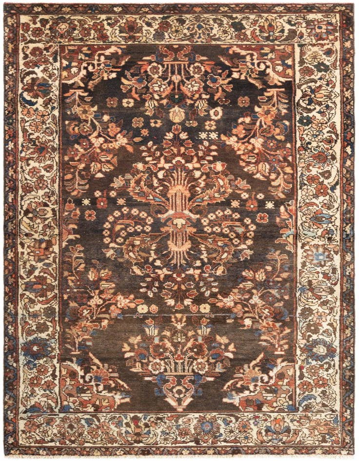 Detail image of 4' 5 x 9' 2 Hamedan Rug