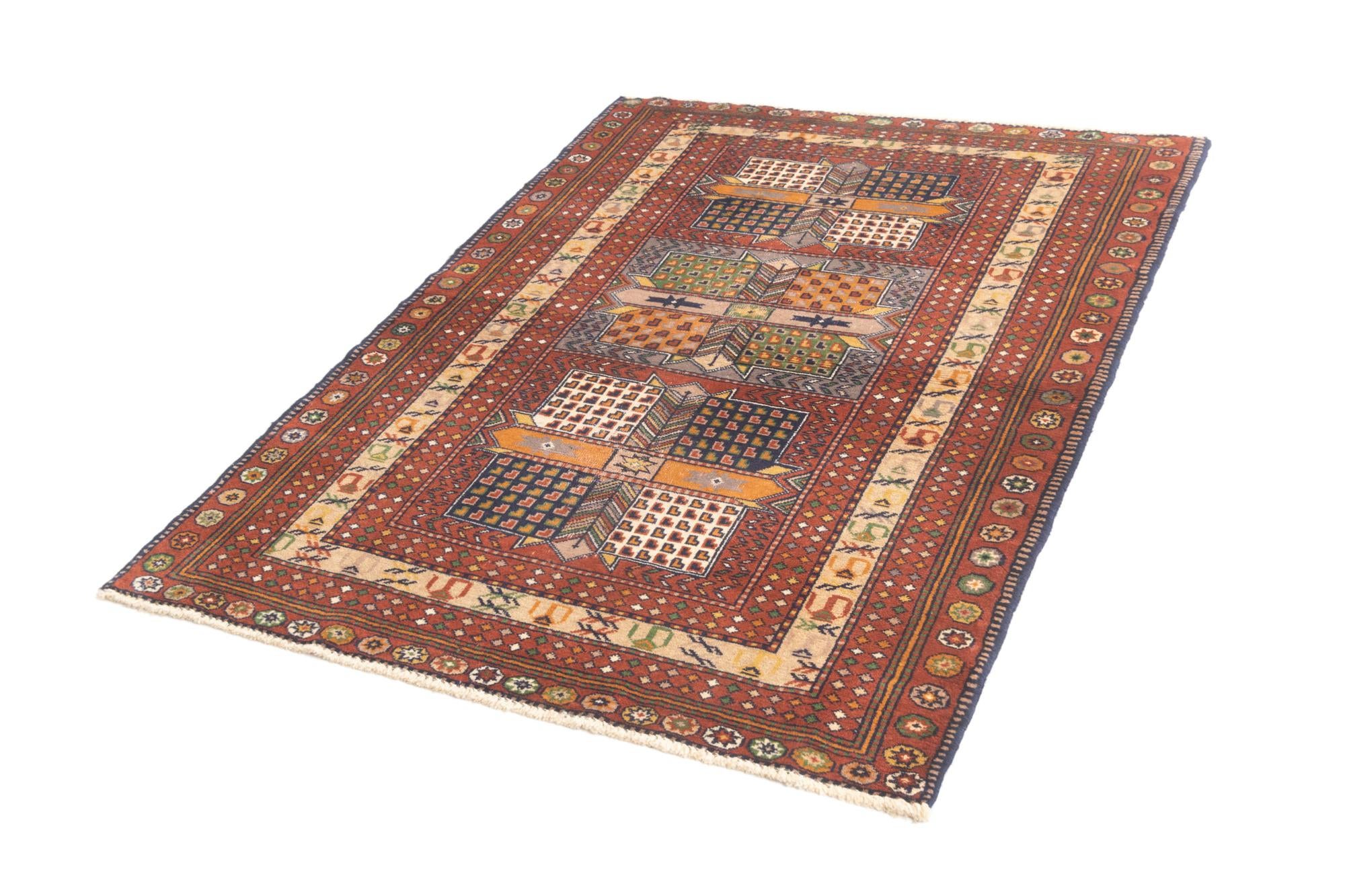 4' 1 x 5' 6 Hamedan Rug